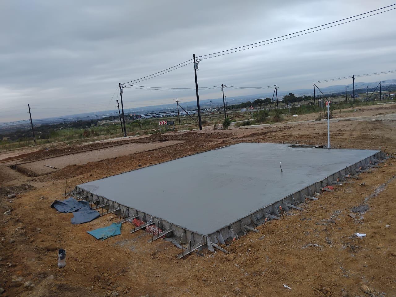 Foundation concrete casting works.